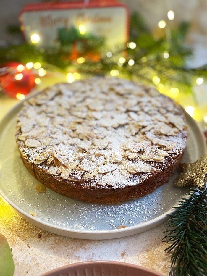 Mega leckerer Bratapfelkuchen mit Marzipan nach Omas Art