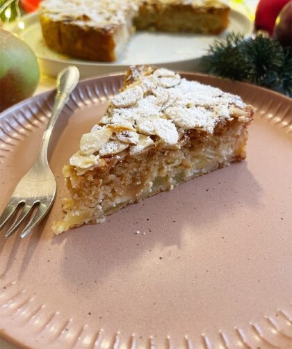 Bratapfelkuchen mit Marzipan nach Omas Art 1 IMG Bratapfelkuchen mit Marzipan nach Omas Art 03