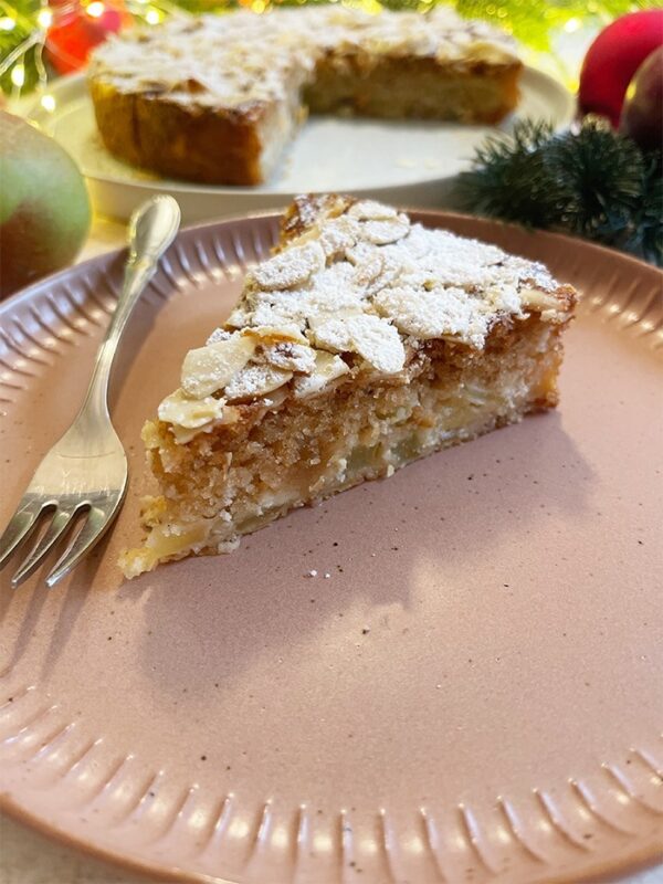 Bratapfelkuchen mit Marzipan nach Omas Art 03