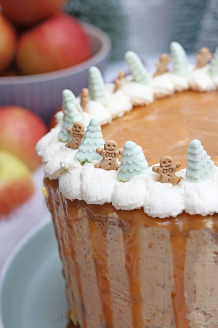 Bratapfeltorte mit karamell zu weihnachten