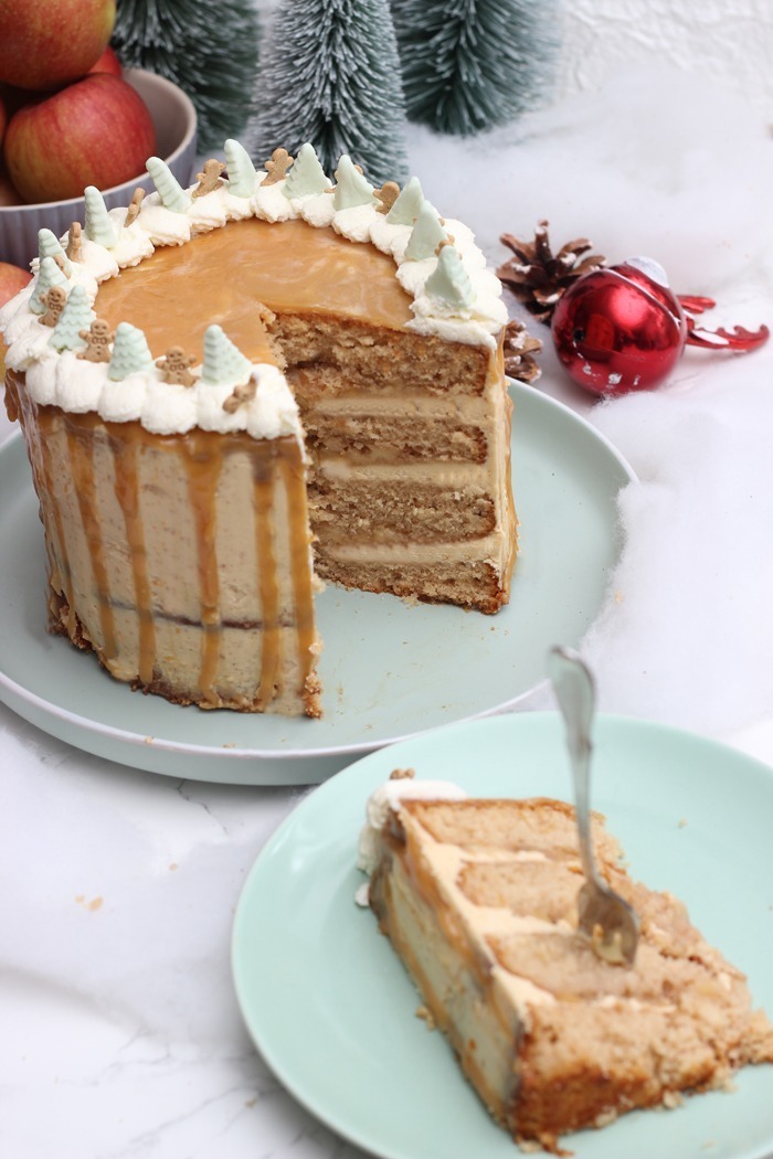 Maga fruchtige Bratapfeltorte mit Karamell zu Weihnachten 9