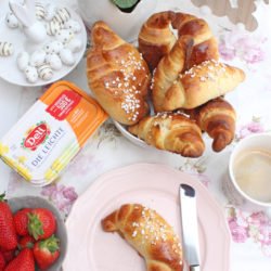 Fluffige briochekipferl rezept | super einfach und lecker 3