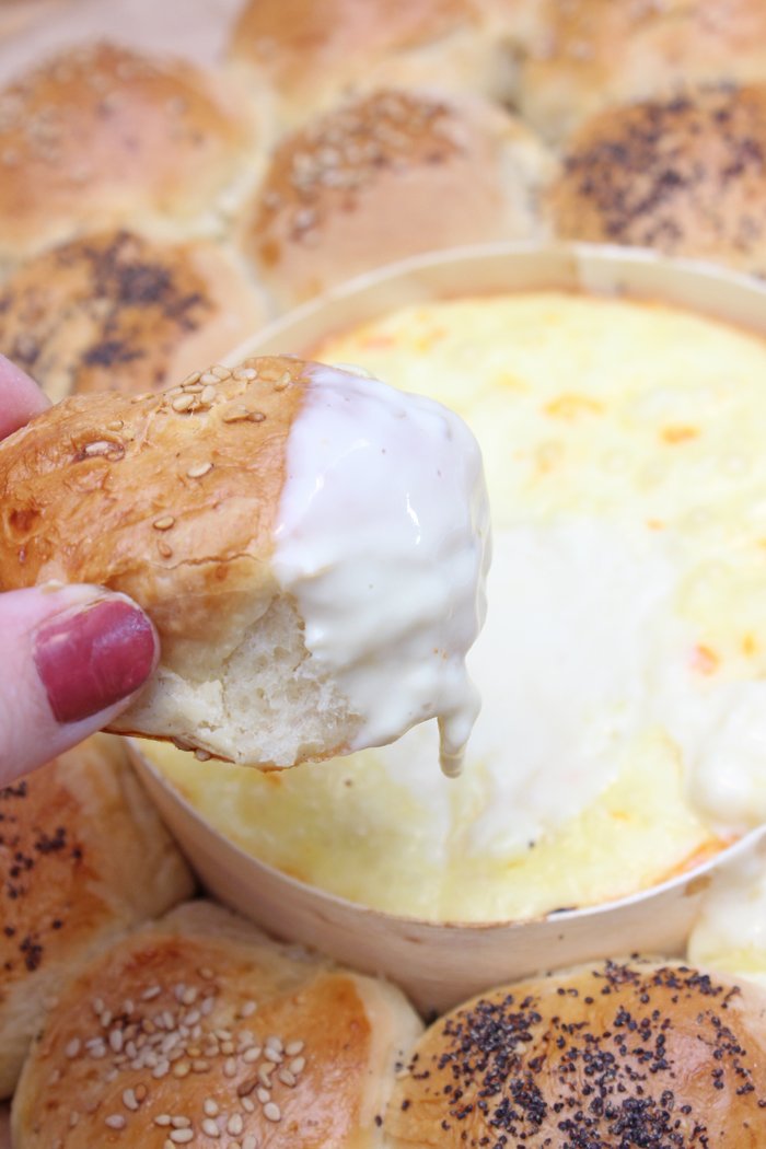 Brotkranz mit Ofenkaese Rezept