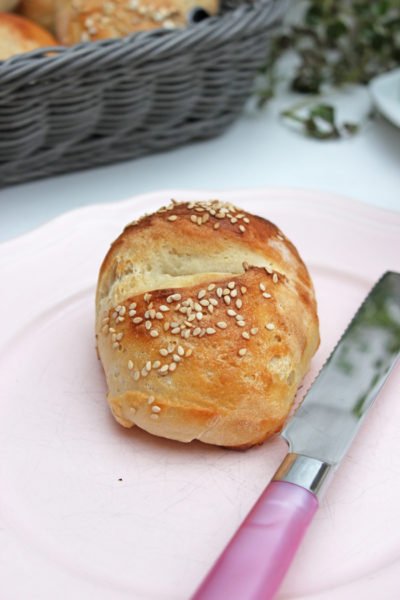 Buttermilchbrötchen Rezept | Schnell, Fluffig &1 A Lecker Buttermilchbrötchen Rezept | Schnell, Fluffig &1 A Lecker