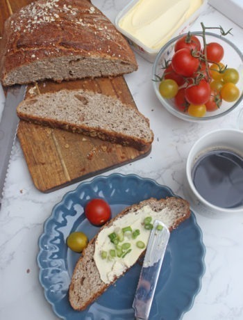 Schnelles buttermilchbrot ohne hefe im topf - rezept & zubereitung 1
