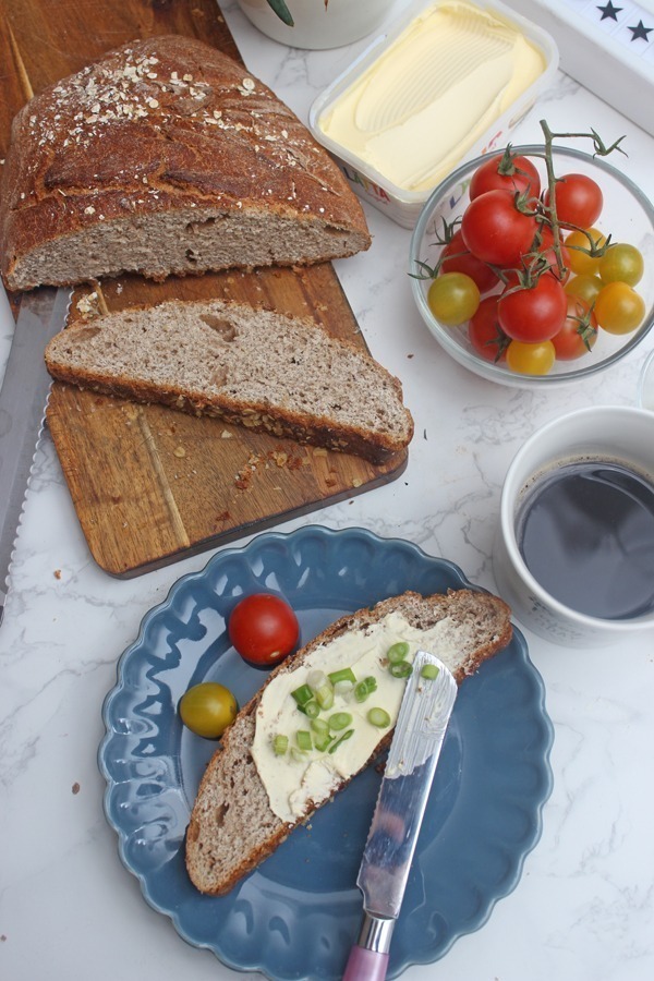 Schnelles Buttermilchbrot ohne Hefe im Topf - Rezept & Zubereitung 1