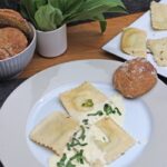 IMG Bärlauch Ravioli mit Parmesan Sahne Sauce 1
