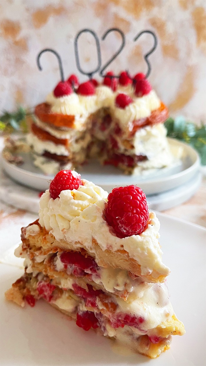 Churros-Torte mit Himbeeren und Sahne & Happy New Year 2023!