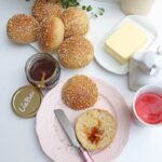 Dinkel-Körner-Haferflocken Brötchen mit LieBee Honig, Brötchen Rezept, Brötchen backen