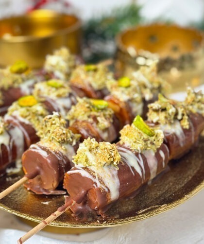 Dubai Schokoladen Bananen am Stil mit orientalischem Topping - 1001 Genussmomente 1 IMG Dubai Schokoladen Bananen am Stil Rezept 01