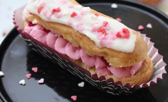 Eclairs mit Erdbeer-Tonkabohnencreme mit Birkmann 4