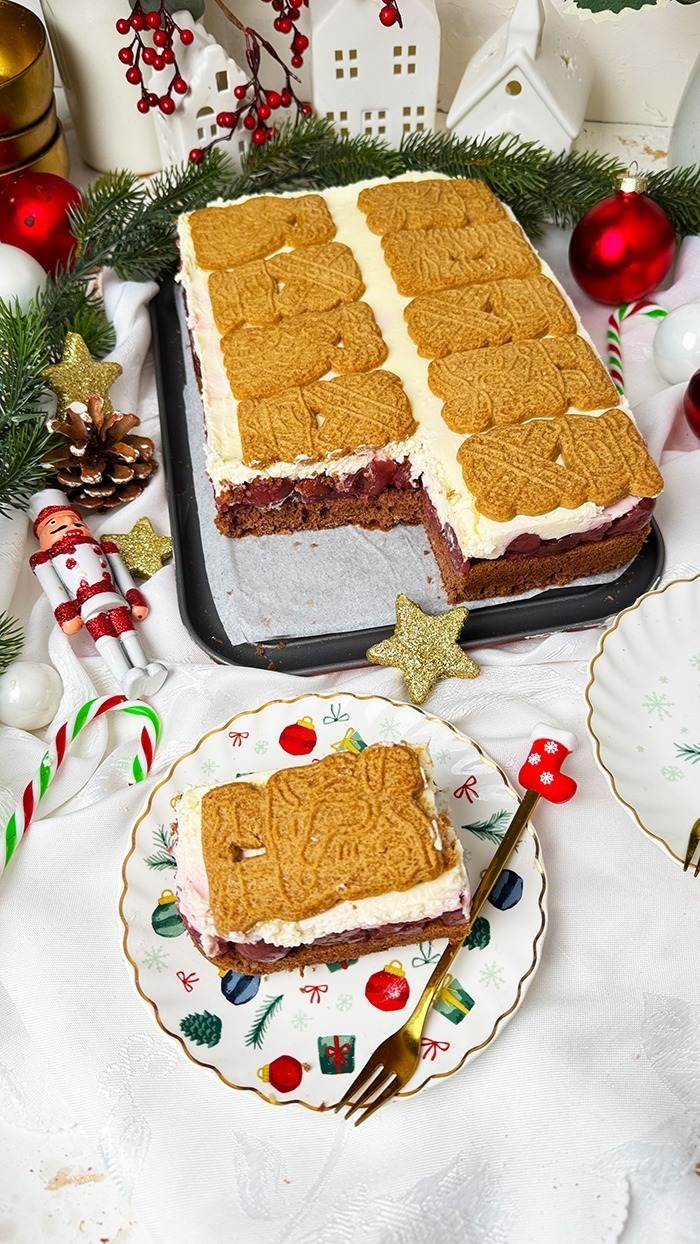 IMG Einfacher Spekulatius Kuchen mit Kirschen vom Blech 04