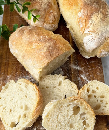 Knuspriges Brot Rezept mit Nur 4 Zutaten - Leicht gemacht