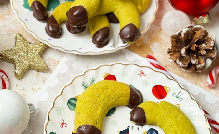 IMG Einfaches muerbe Pistazienkipferl Rezept 02