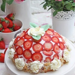 IMG Erdbeer Kuppeltorte Rezept 04