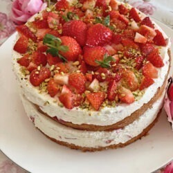 IMG Erdbeer Sahne Torte Rezept