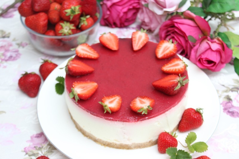 Erdbeer-skyr-torte ohne backen