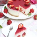 IMG Erdbeer Skyr Torte ohne Backen TL