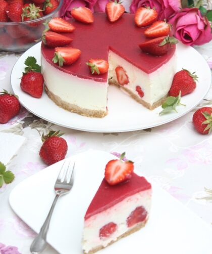 IMG Erdbeer Skyr Torte ohne Backen TL