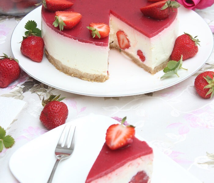 Erdbeer-skyr-torte ohne backen ist mega lecker - einfach 2 Erdbeer-skyr-torte ohne backen