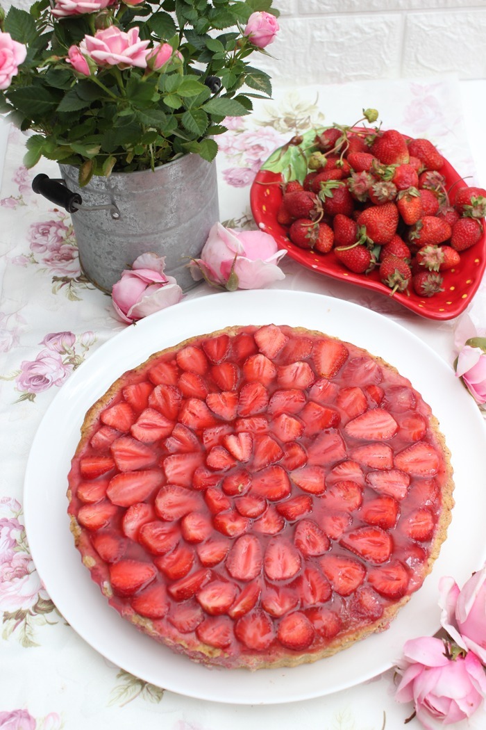 Erdbeer-tarte mit vanillecreme