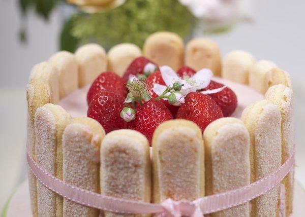 IMG Erdbeeren Charlotte Rezept 5