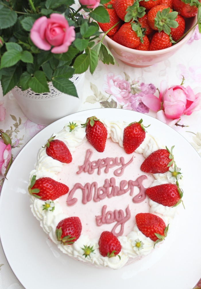 Erdbeermousse torte zum muttertag