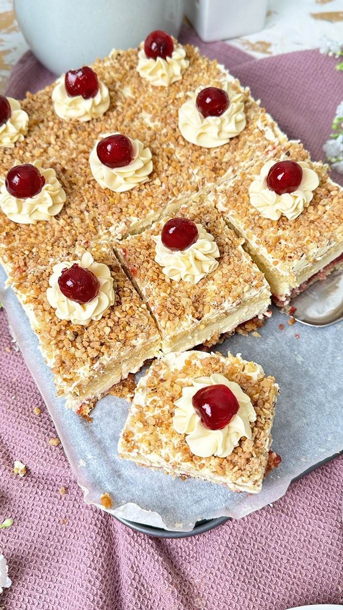 Frankfurter Kranz Schnitten vom Blech unglaublich lecker!