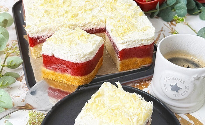 IMG Frau Holle Kuchen Rezept TL