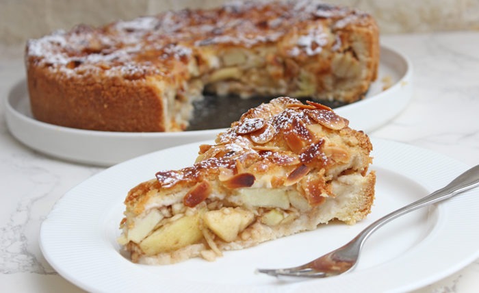 IMG Gedeckter Apfelkuchen Rezept 8