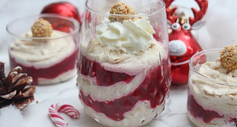 Super Giotto Dessert mit Joghurt-Sahnecreme und gemischten Beeren 4