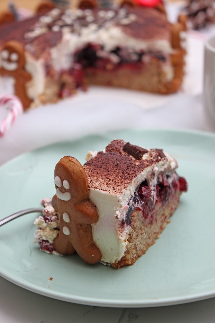 Weihnachtliche Glühwein-Lebkuchen-Kirschtorte Rezept