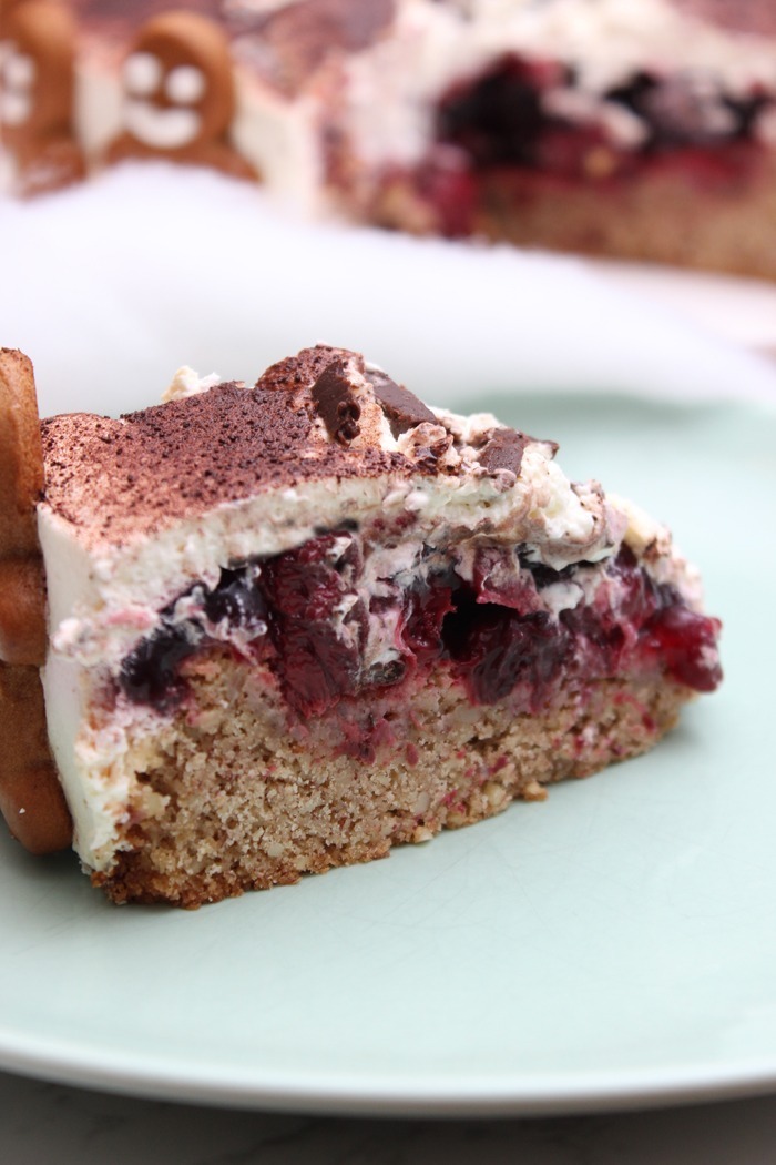Weihnachtliche Glühwein-Lebkuchen-Kirschtorte Rezept