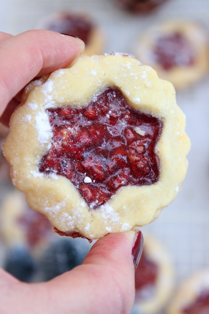 Glühweinsterne Rezept - Fruchtige Weihnachtsplätzchen