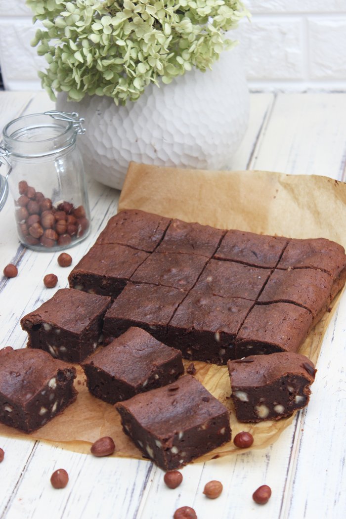 Beste Haselnuss-Brownies Rezept | Low Carb und klassisch
