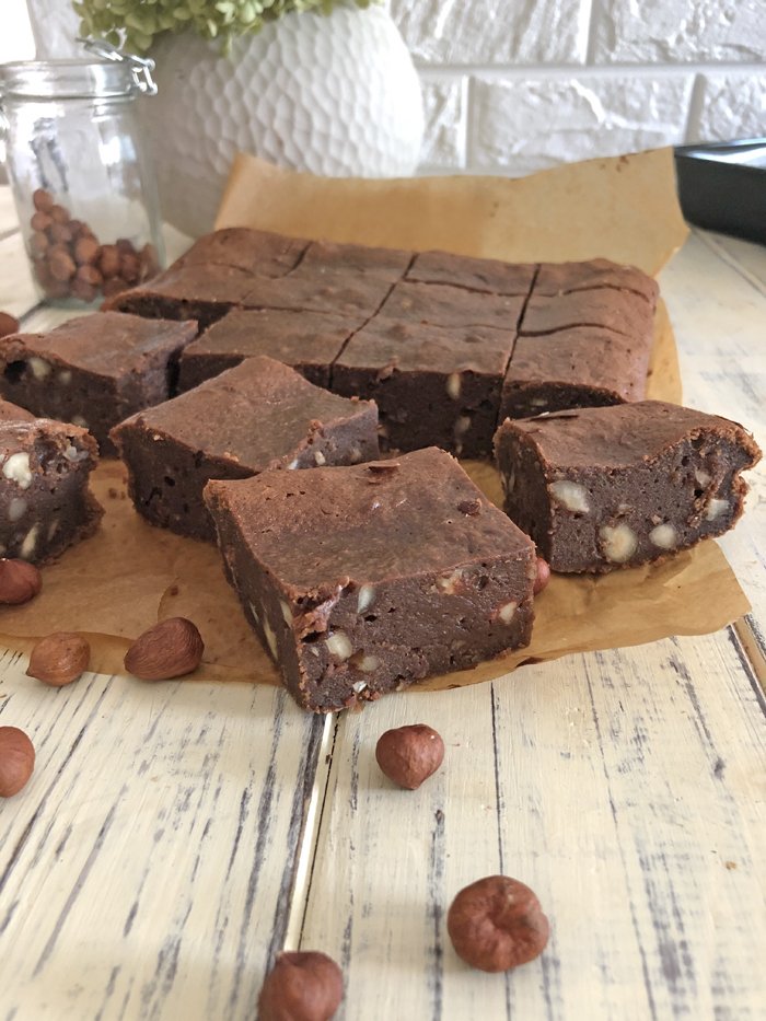 Beste Haselnuss-Brownies Rezept | Low Carb und klassisch