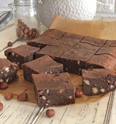 Beste haselnuss-brownies in zwei varianten | low carb und klassisch 3