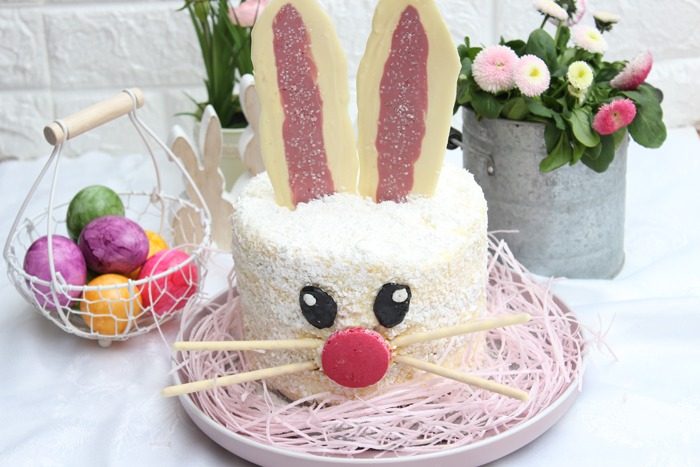 Hasentorte mit Zitronen-Quarksahnecreme zu Ostern