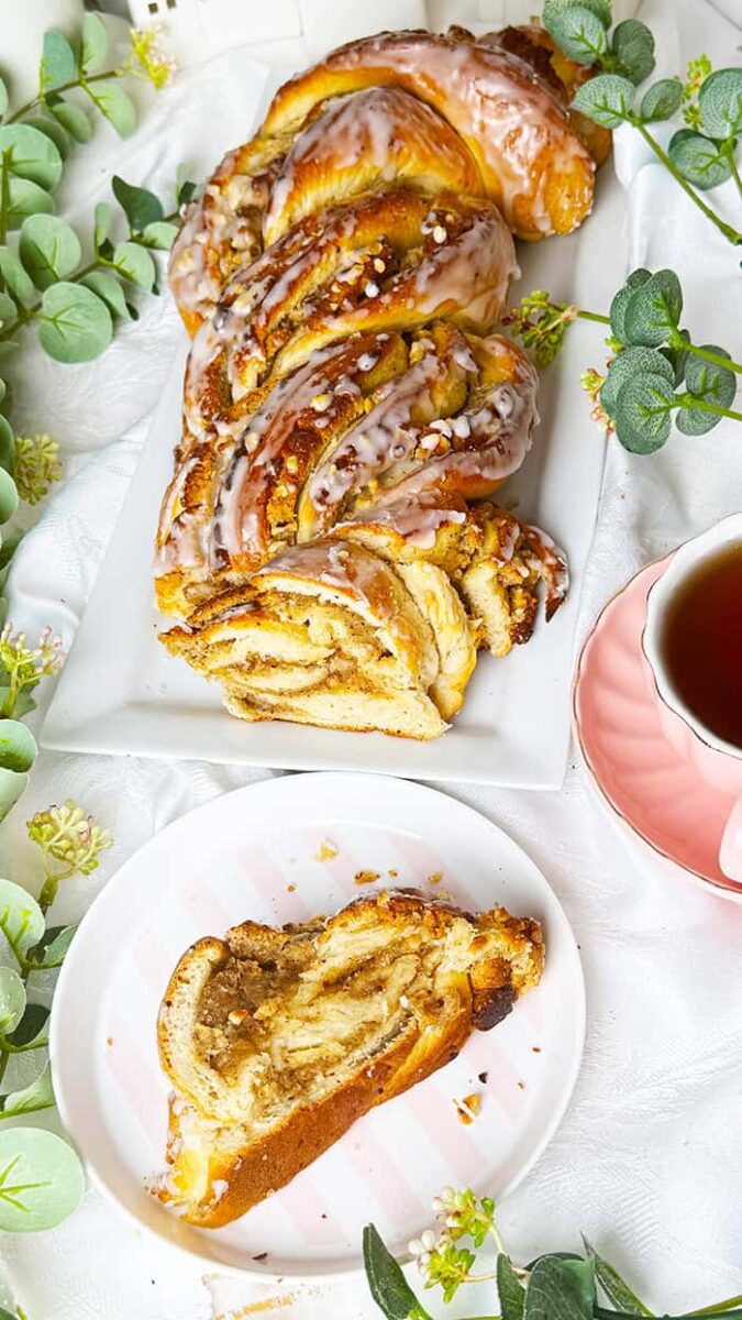 Der beste Hefe-Nusszopf nach Omas Geheimrezept: 4 einfache Tricks Der beste Hefe-Nusszopf nach Omas Geheimrezept: 4 einfache Tricks