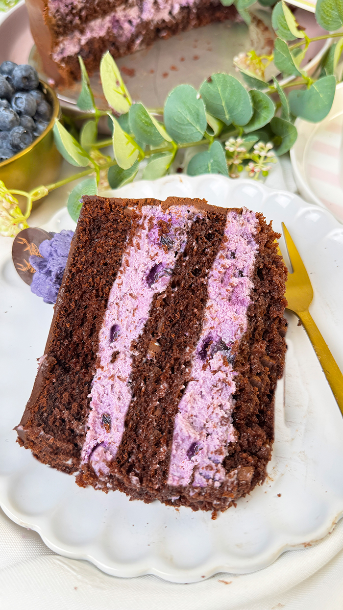 Himmlische Heidelbeertorte mit Schokolade