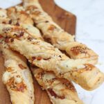 IMG Herzhafte Knusperstangen selber backen 3