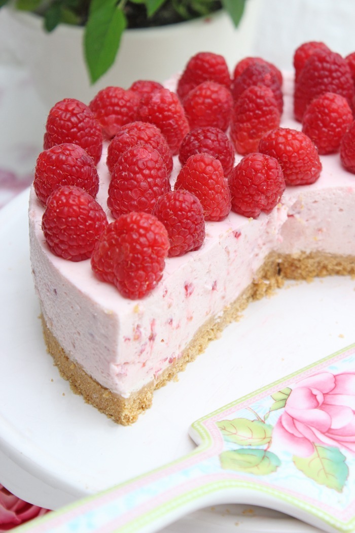 Himbeer-Cheesecake mit Keksboden | No Bake Cake