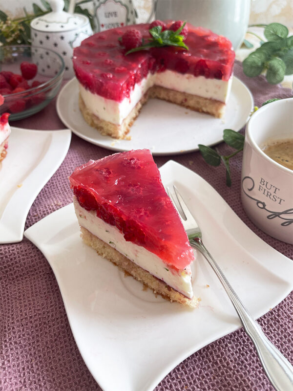 Himbeer Joghurt Torte Rezept 01
