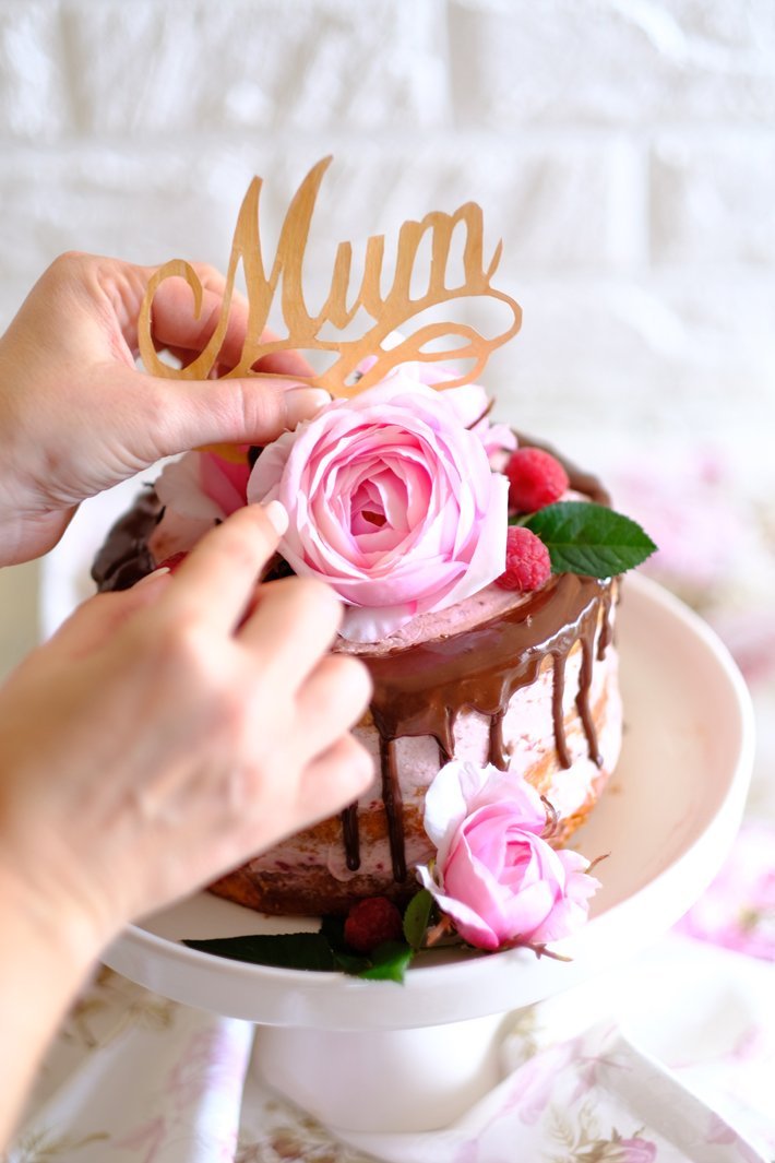 Himbeer-Vanillecreme Torte zum Muttertag