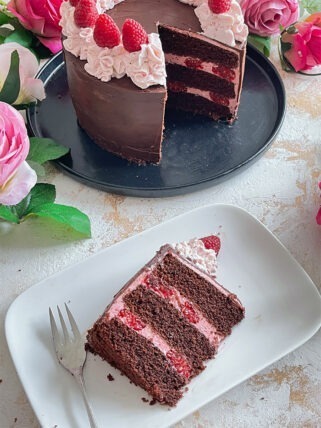 Himmlische und cremige Himbeer-Schokoladen-Torte: 1 A Gedicht zum vernaschen 4 IMG Himmlische Himbeer Schokoladen Torte Rezept 07