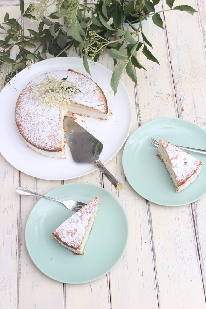 Holunder-Sahnetorte selber backen