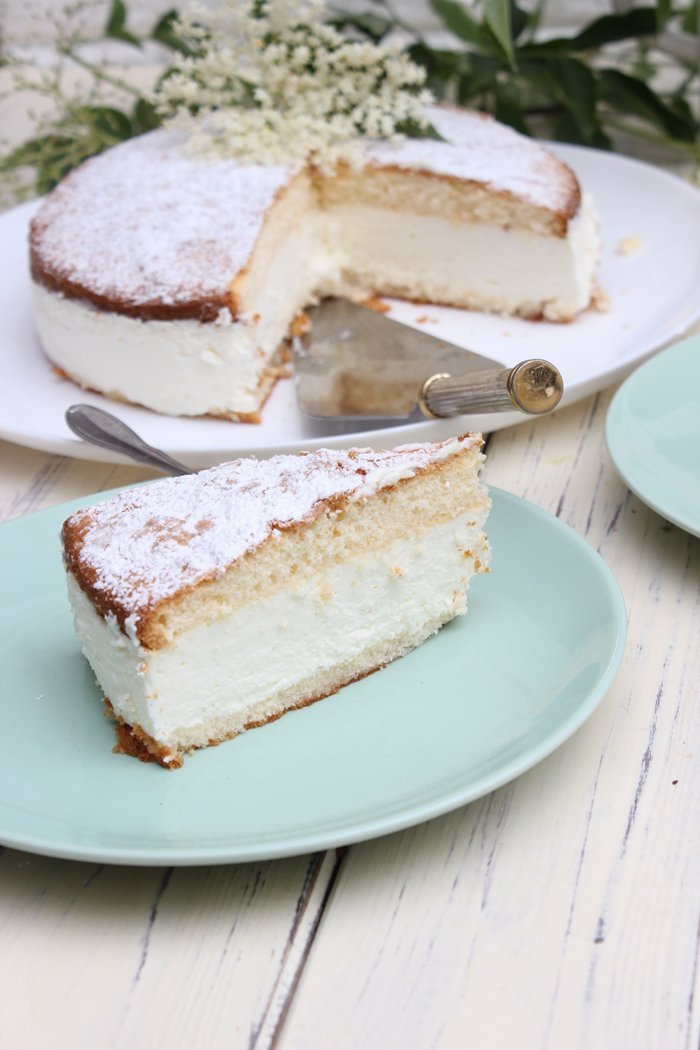 Holunder-Sahnetorte selber backen