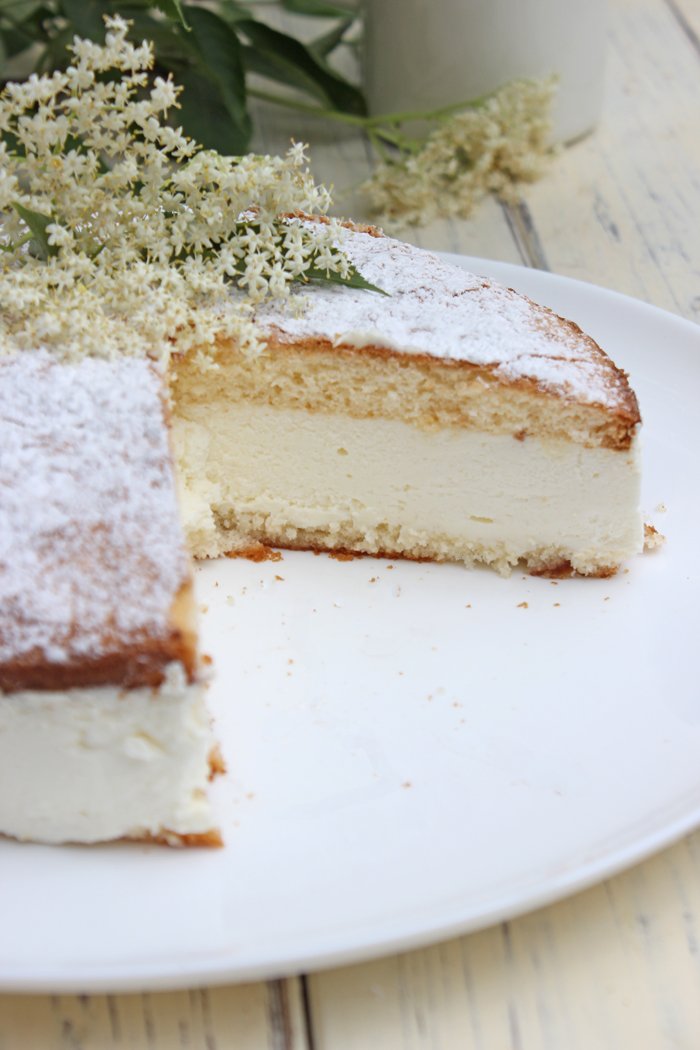Holunder-Sahnetorte selber backen