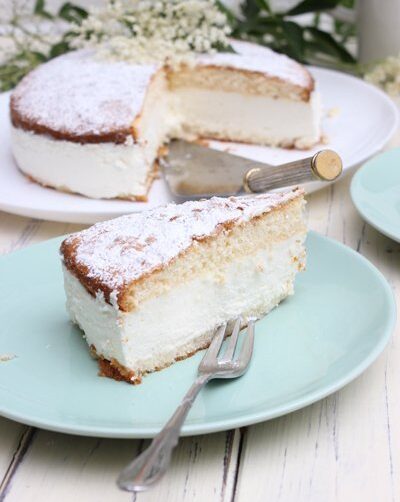 Holunder-Sahnetorte selber backen 1 IMG Holunder Sahne Torte Rezept TL
