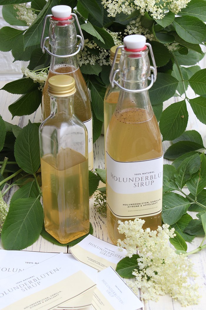 Holunderblütensirup mit Zitrone, Vanille & Apfelsaft - Ideal zum Trinken & Backen